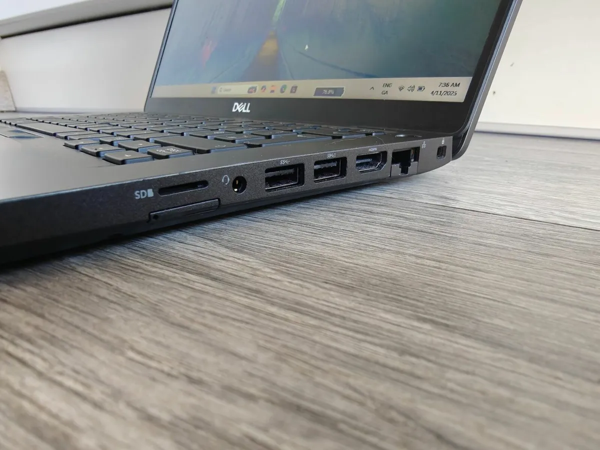 DELL Latitude 5400 | i5 | 16GB | 512GB | 14" | - Image 3