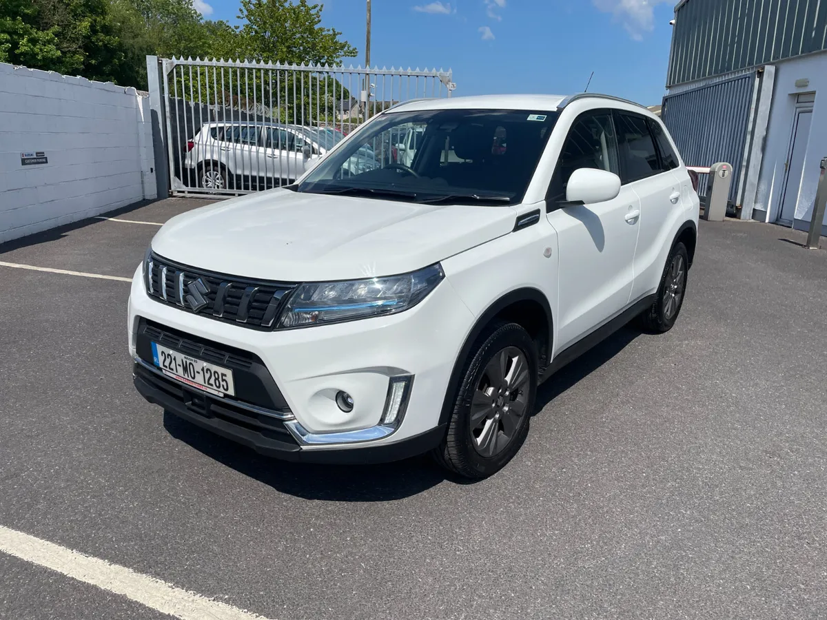Suzuki Vitara 1.4 SZ4 Hybrid - Image 3
