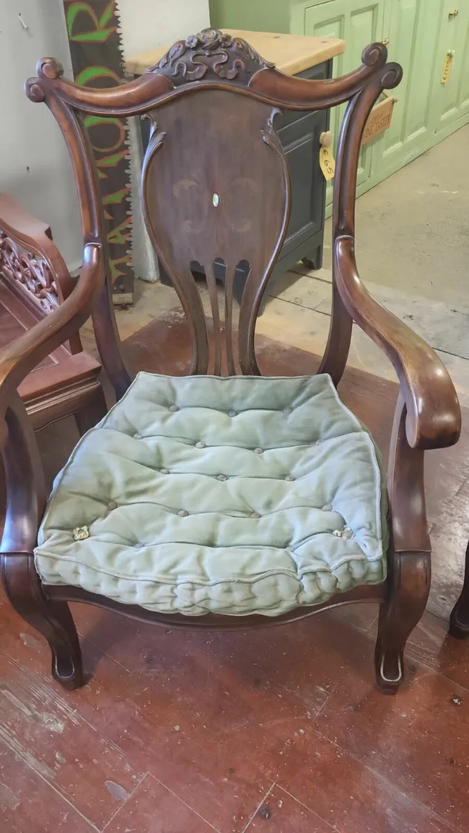 19th century French 3 piece walnut suite - Image 3