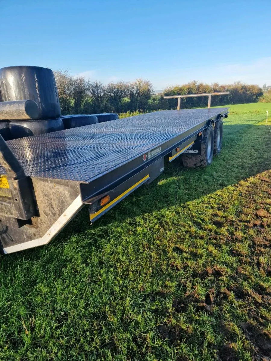 Bale trailer for sale - Image 1