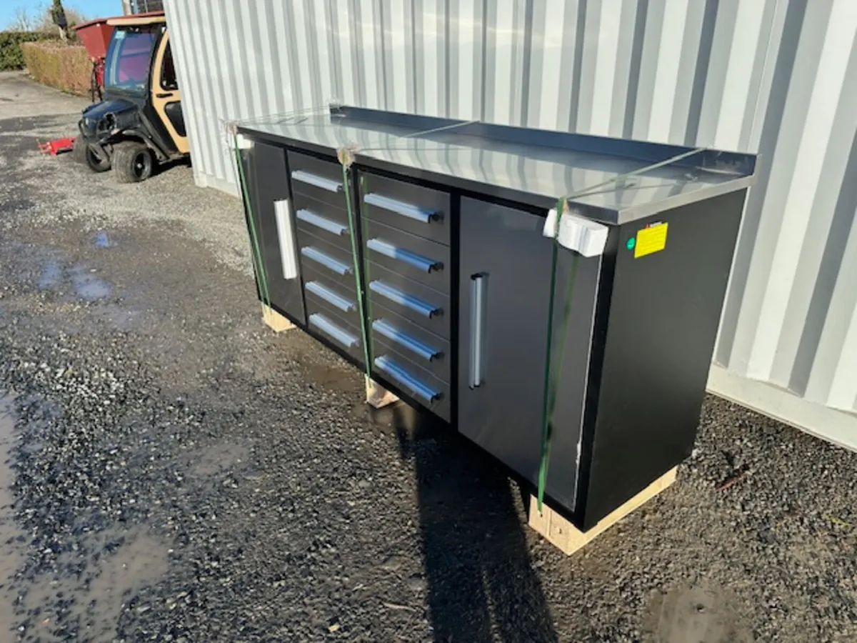 7ft Work Bench With 10 Drawers **Online Auction** - Image 4