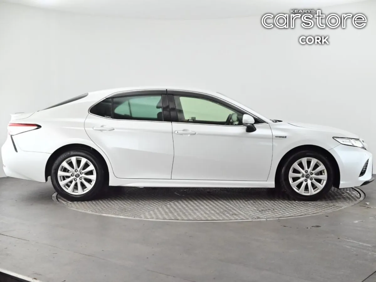Toyota Camry Camry 4DR Auto - Image 3