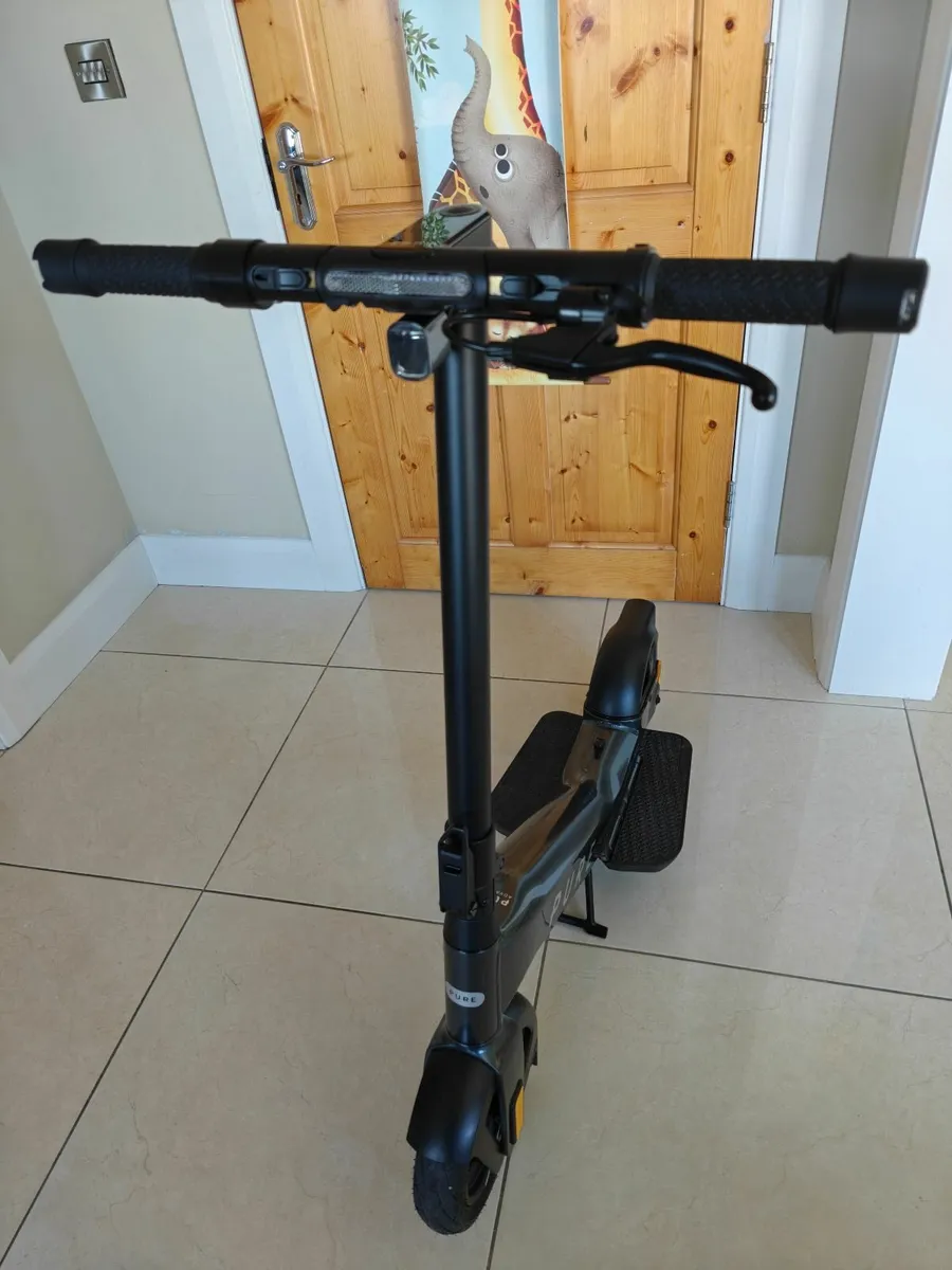 Electric scooter Pure Advance+ - Image 1