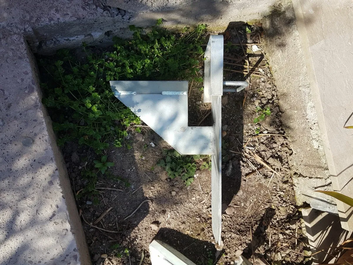 Strong boy lintel/wall prop - Image 2