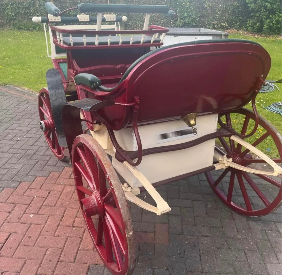 Horse Carriage - Image 3