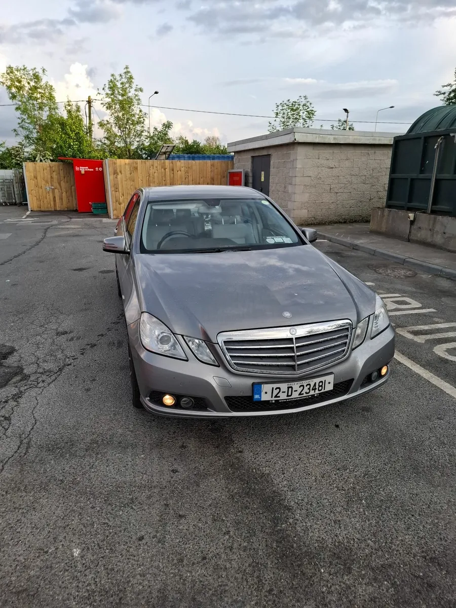 Mercedes-Benz E-Class 2012 - Image 1