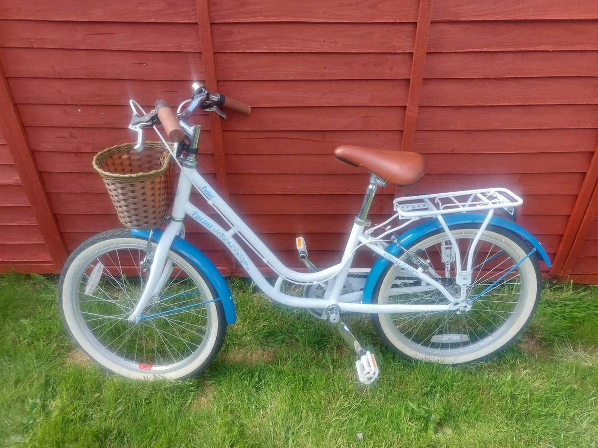 Girls Bike - Image 3