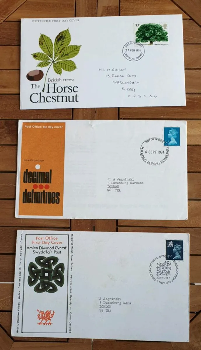 UK 1st Day Covers from 1974 - Image 1