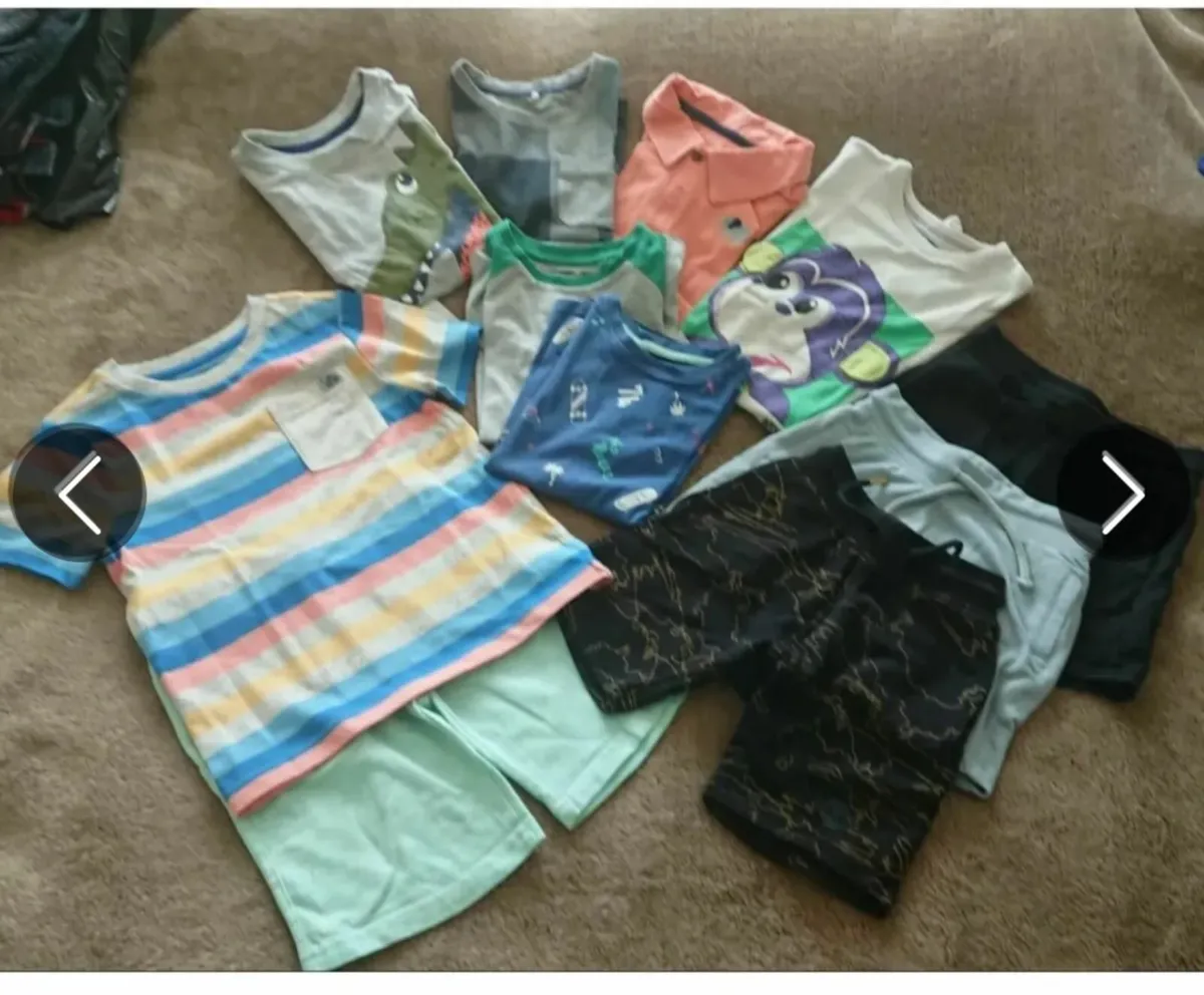 Boys summer clothes bundle 4-5 years - Image 2