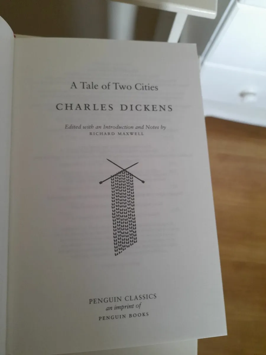 A Tale of Two Cities Charles Dickens  (Hardback) - Image 2