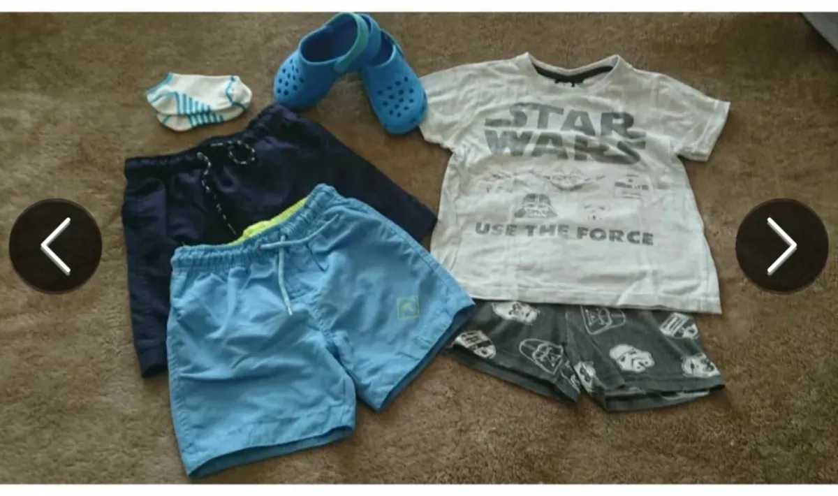 Boys summer clothes bundle 4-5 years - Image 4
