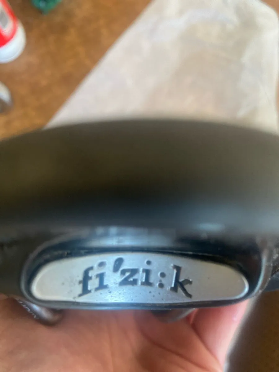 Fizik Arione saddle - Image 3
