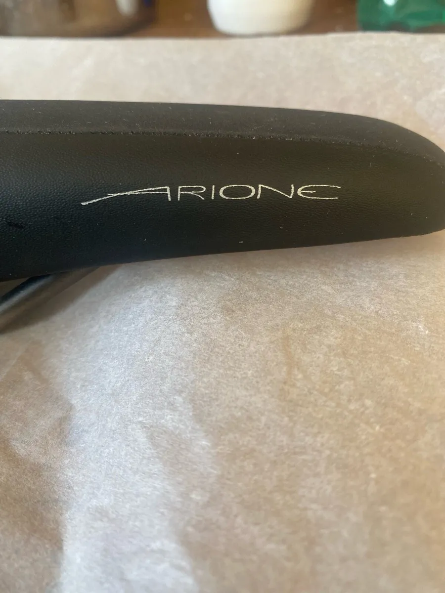 Fizik Arione saddle - Image 4