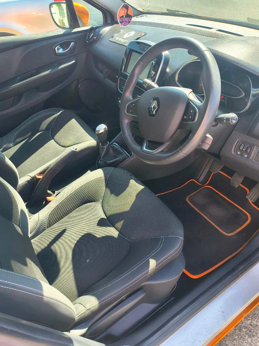 Renault clio - Image 4