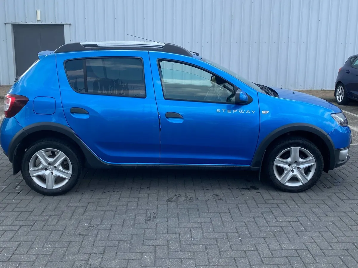 2016 Sandero Stepway, Immaculate, 1 Previous Owner - Image 1