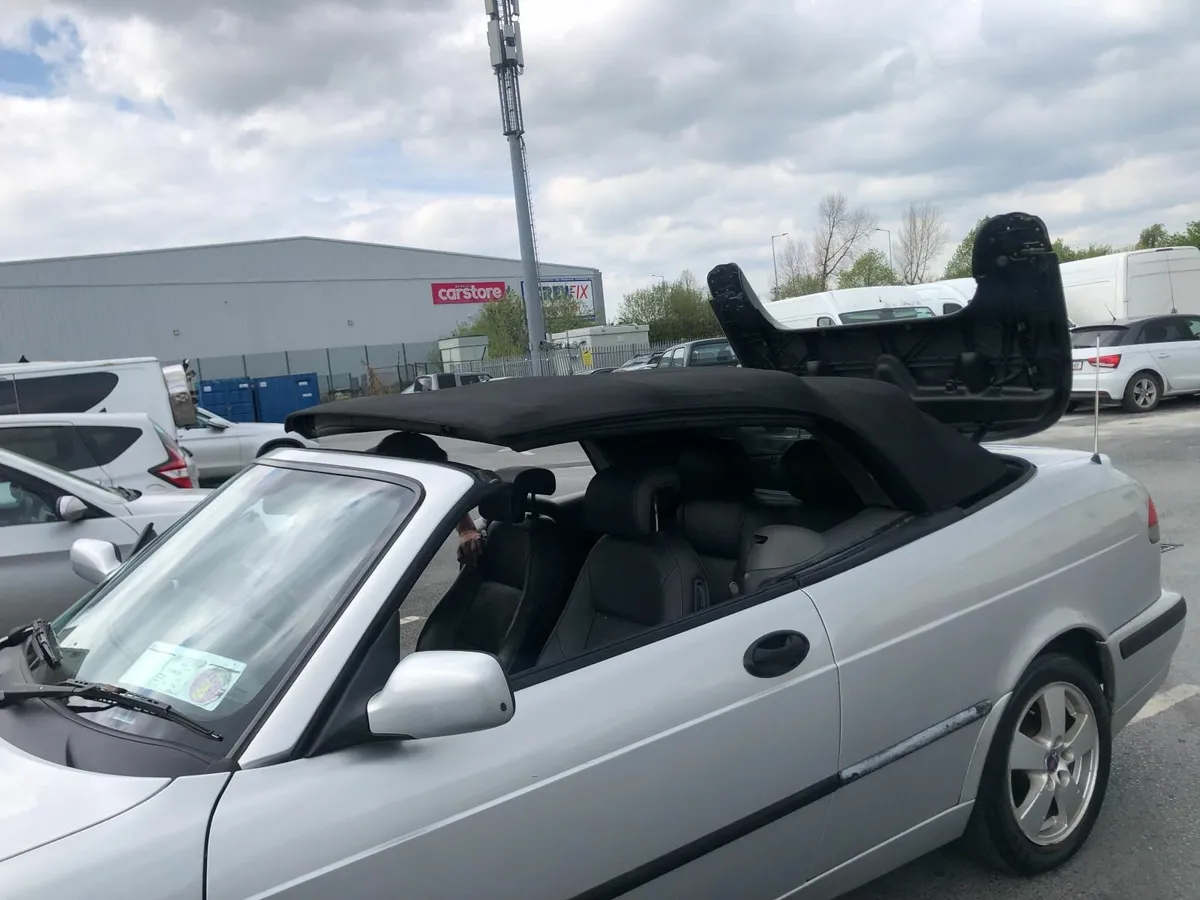 Saab 93 Convertible - Image 4
