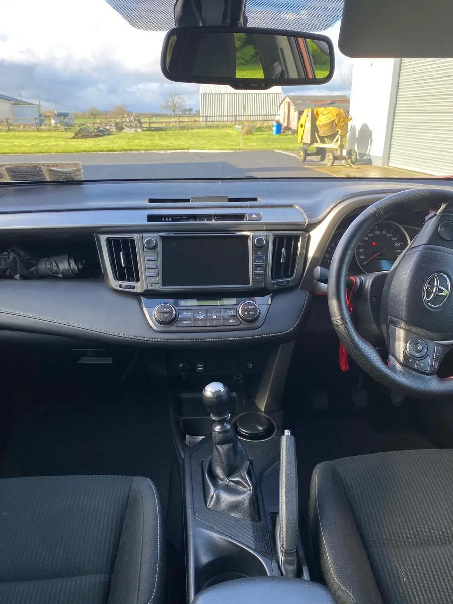 Toyota RAV4 2015 - Image 3
