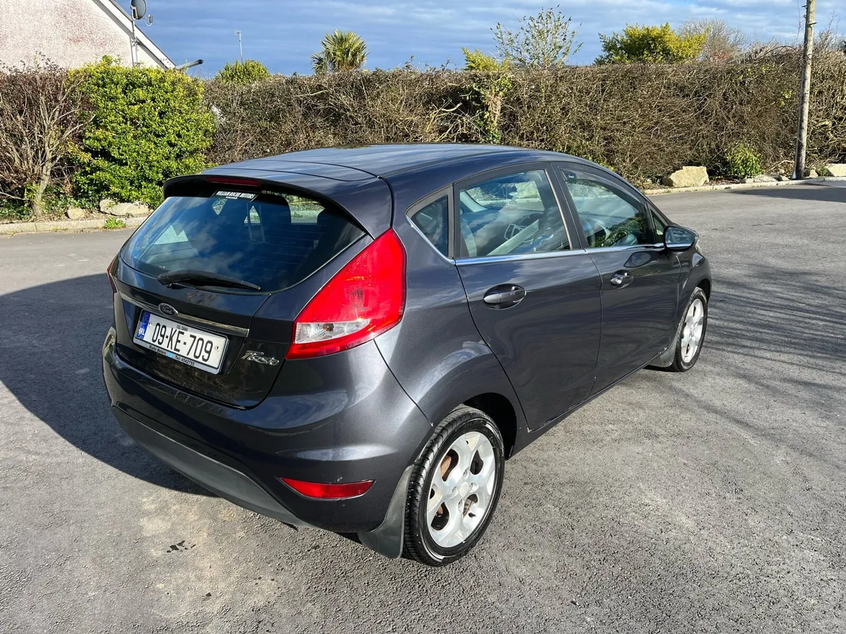 Ford Fiesta Titanium 1.2 - Image 2