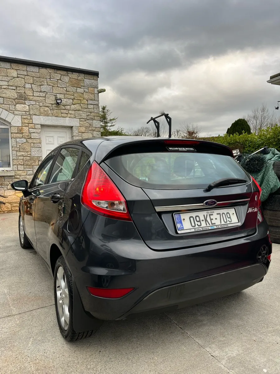Ford Fiesta Titanium 1.2 - Image 4
