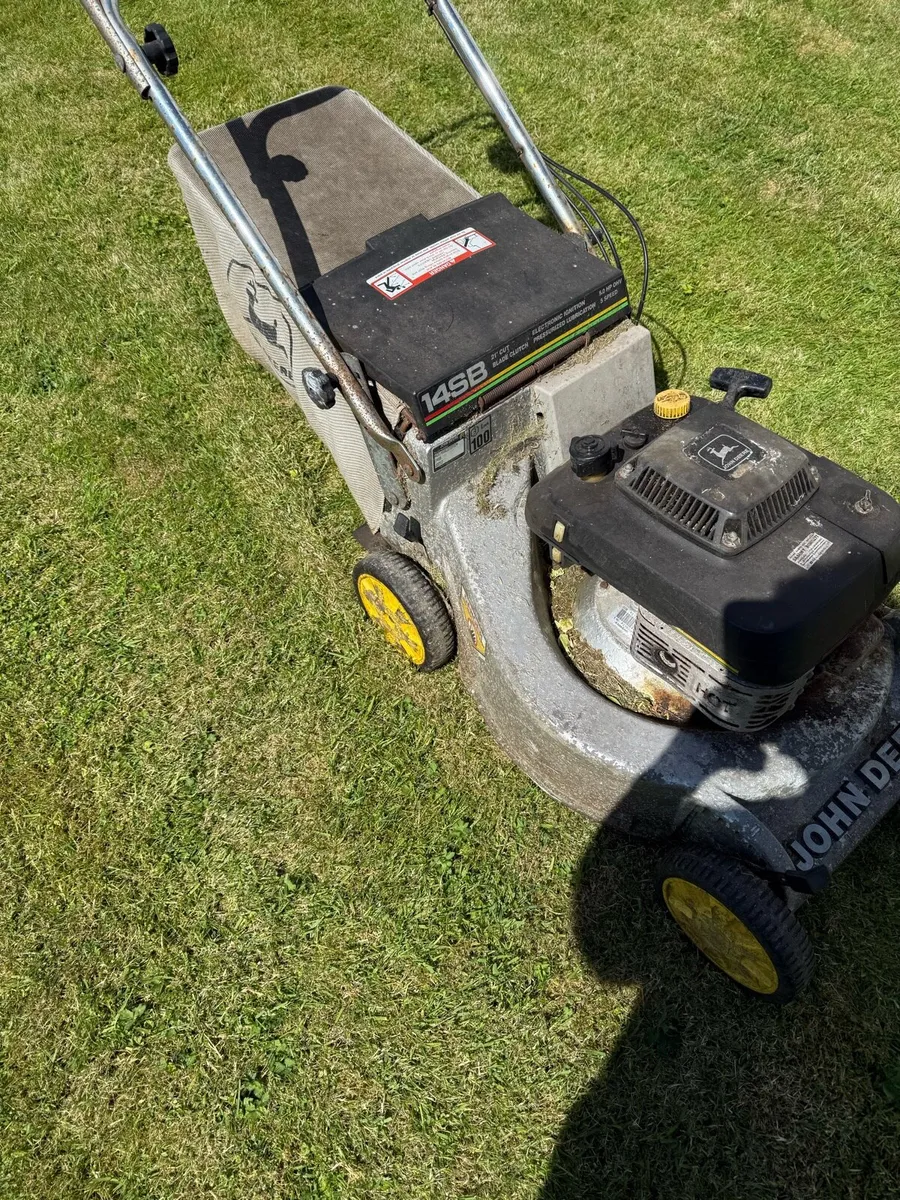 John Deere - Image 3