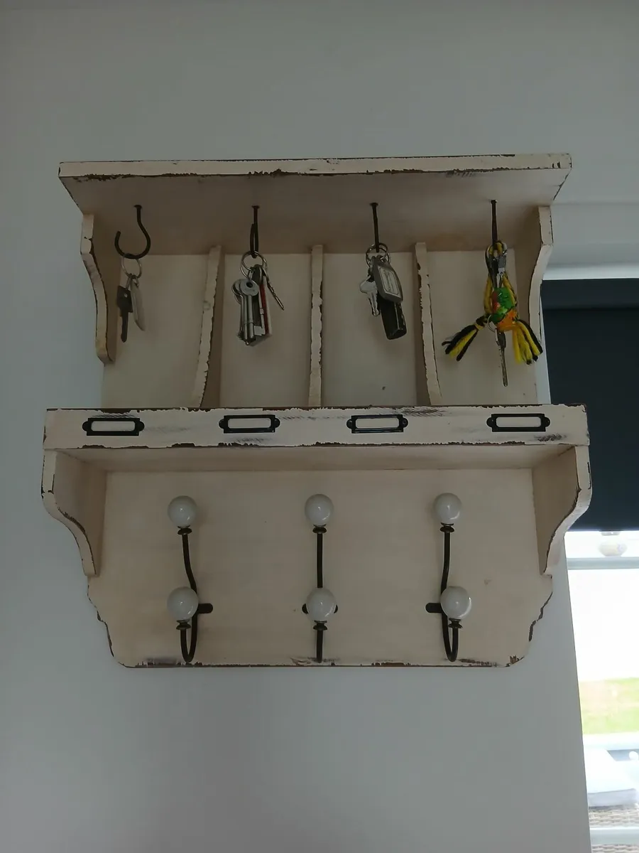 Vintage coat and key holder. - Image 1
