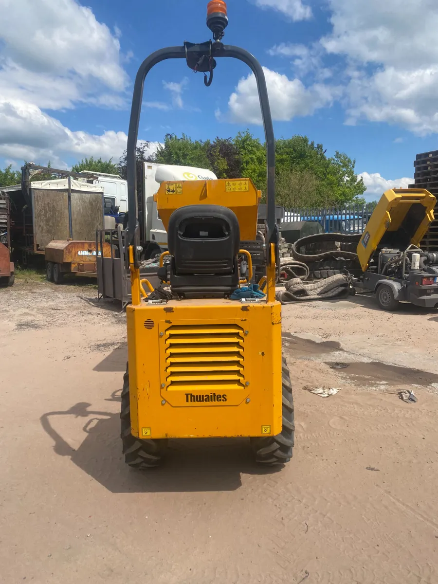 2021 thwaites 1ton hi tip (708 hours) - Image 2