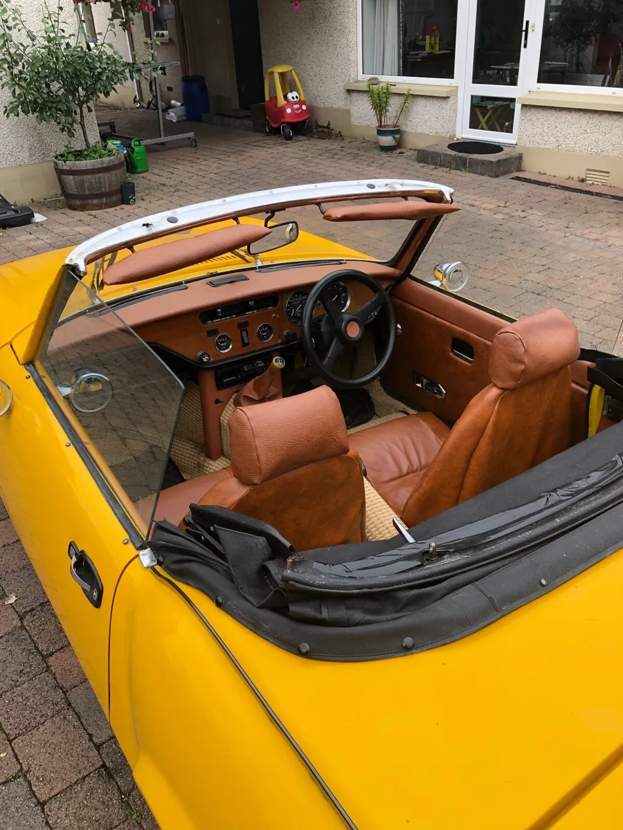 Triumph Spitfire 1500 - Image 1