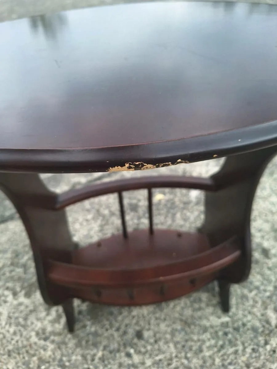 Neat side table for upcycling - Image 4