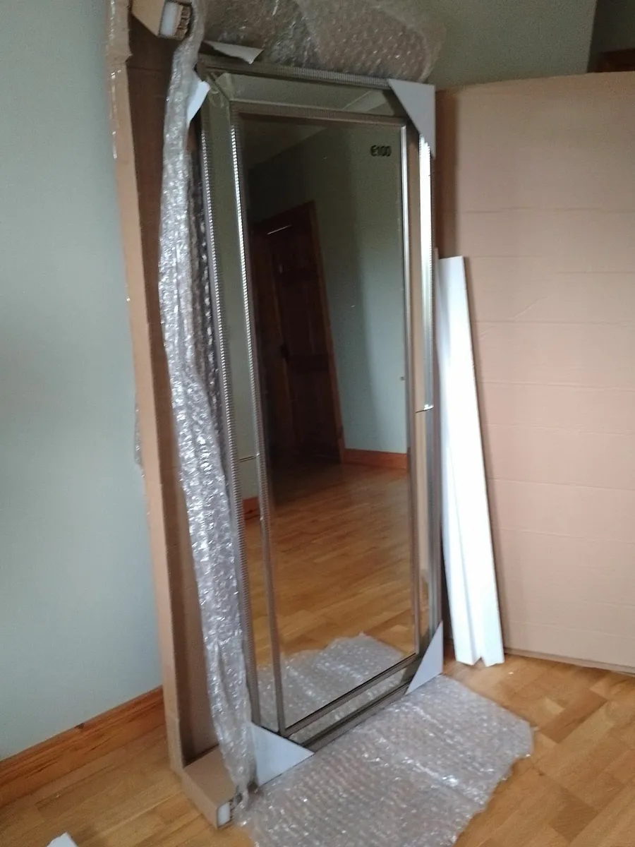 Mirror - Image 1