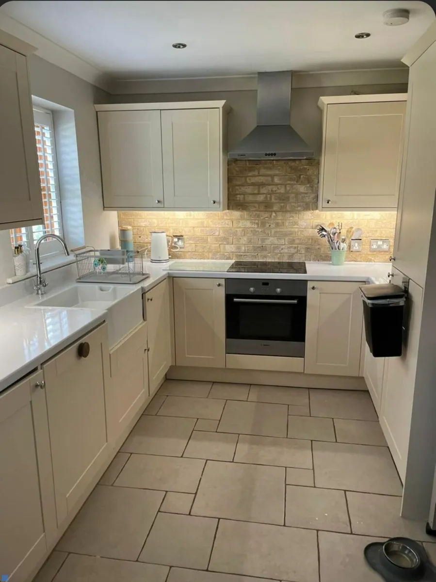 Brand new flatpack shaker kitchens - Image 1
