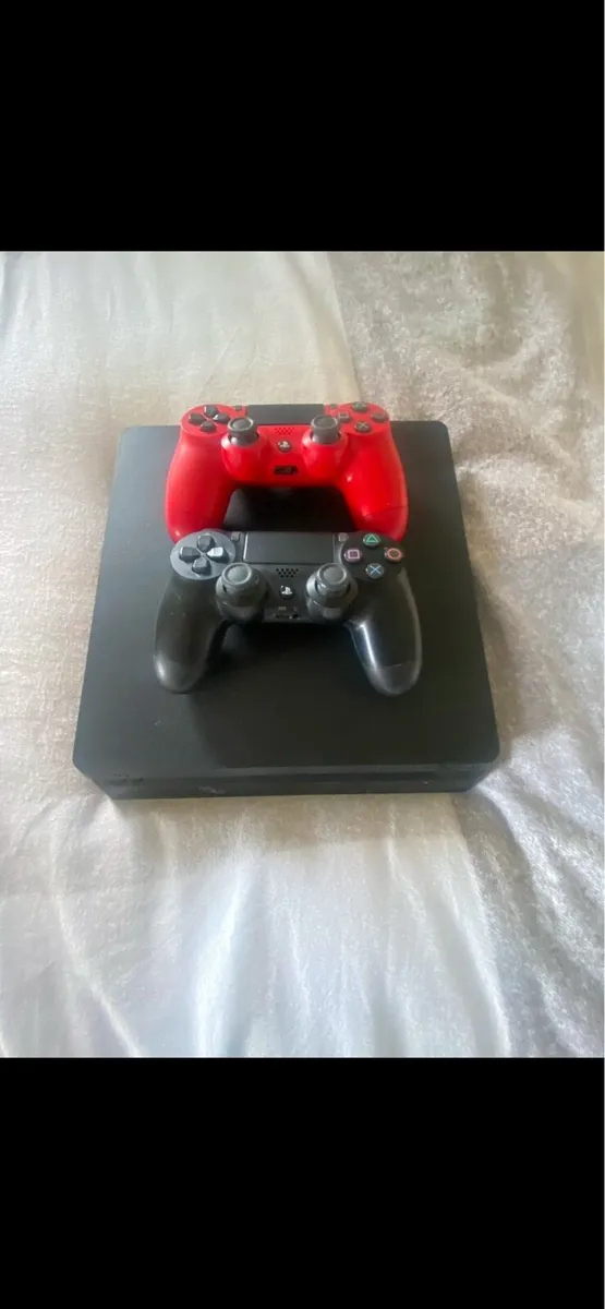 PS4 slim