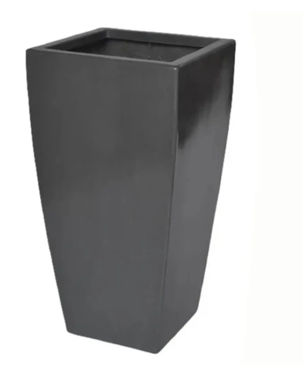 Flower pots