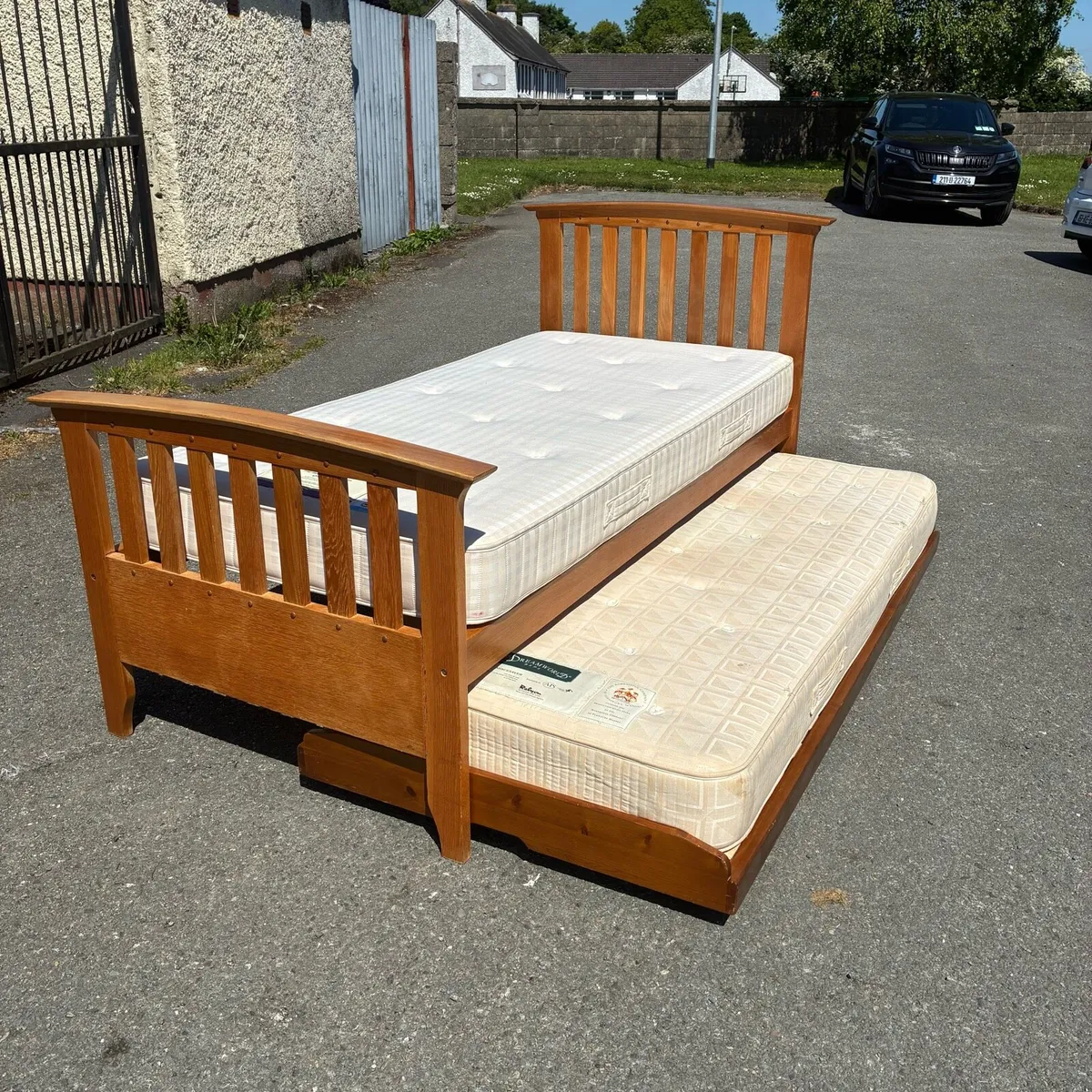 Solid Oak Single bed with Guest bed & 2 Mattresses - Image 1