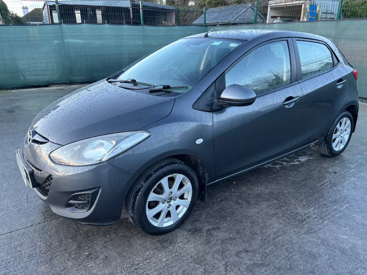 2015 Mazda 2  Drive home - Image 2