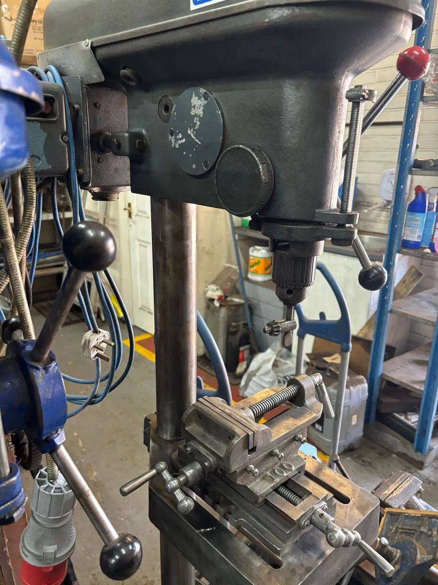 Single phase 3 phase pedestal / bench drills - Image 4