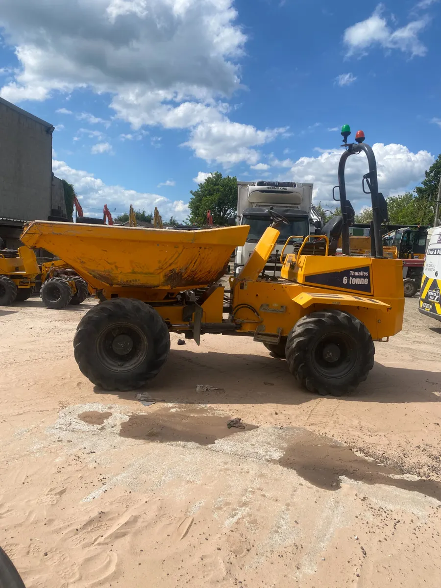 2019 thwaites 6 ton swivel - Image 1