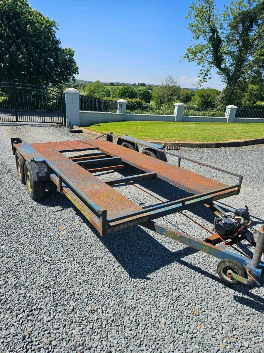 CAR TRANSPORTER - Image 1