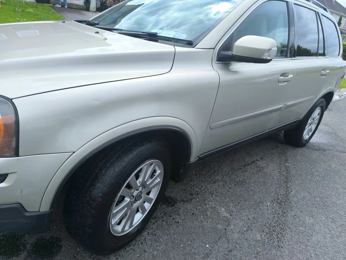 Volvo XC90 2007 - Image 1
