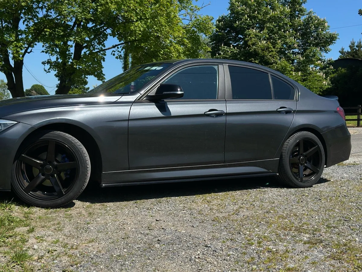 BMW - Image 3