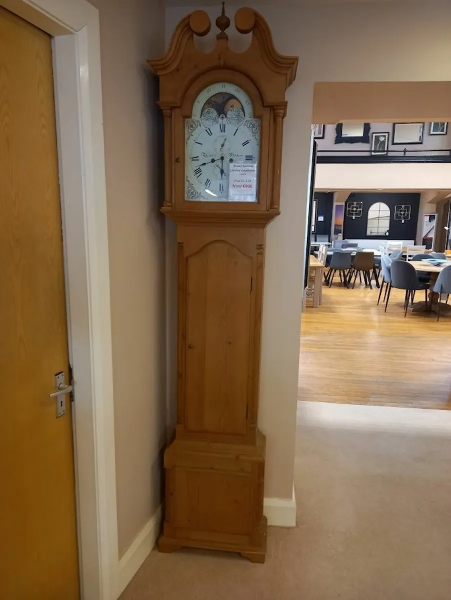Oldtime Grandfather Clock - Image 1