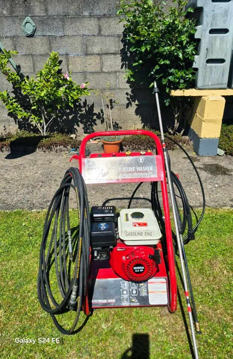 Honda Pressure Washer - Image 1