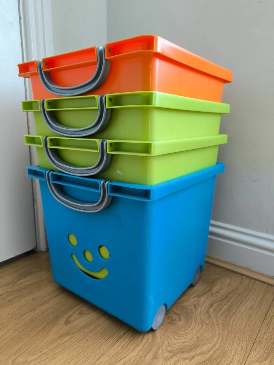 Toy boxes