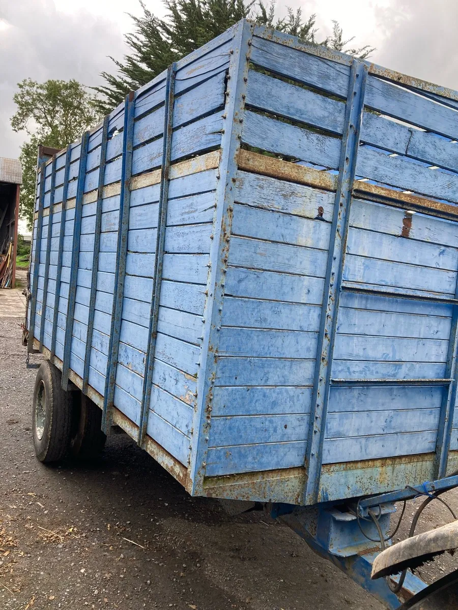 Silage trailer - Image 2