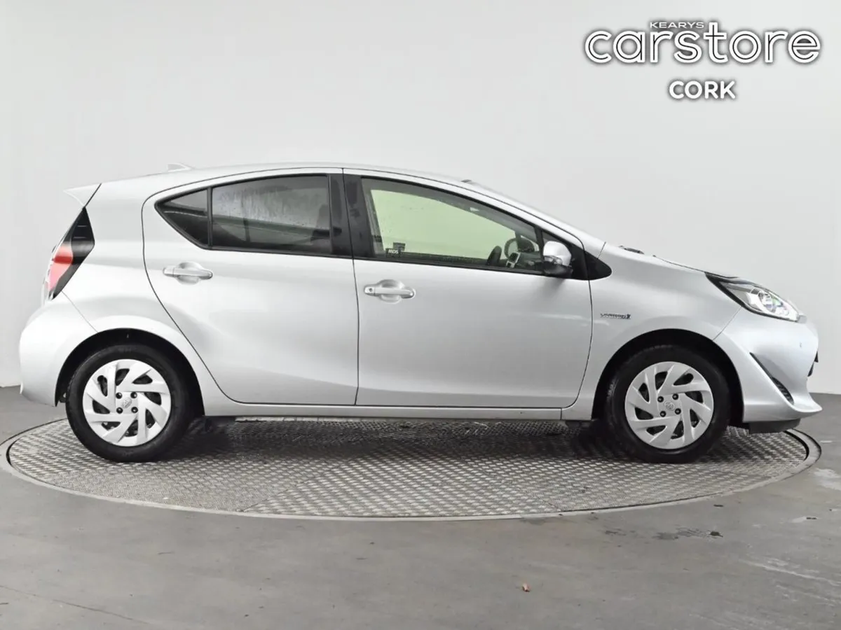 Toyota Aqua 1.5 Hybrid Auto - Image 3
