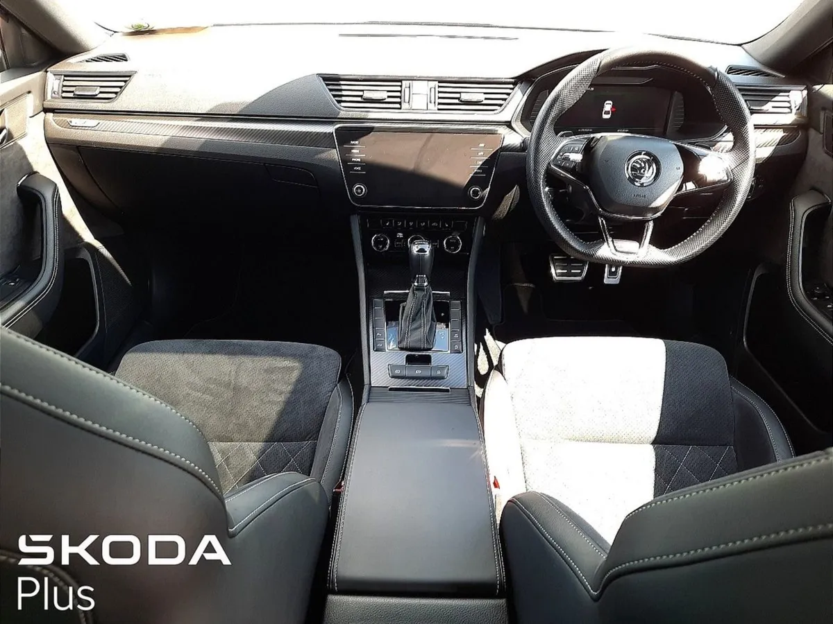 Skoda Superb Sportline 2.0tdi 150HP DSG - Image 4