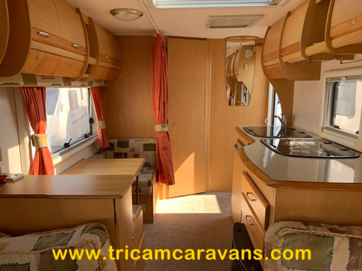 2002 Bailey Senator Arizona 4 Berth - Image 4
