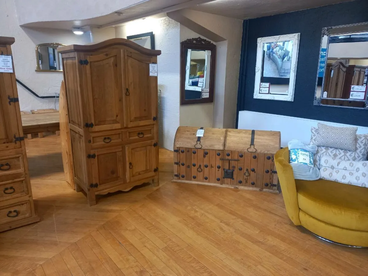 Rustic Mexican pine drinks trunk.Was €1199 Now€699 - Image 3