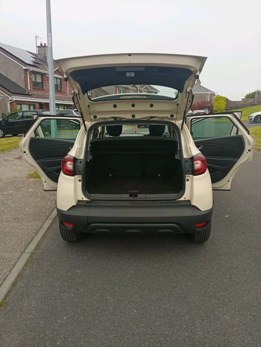 Renault Capture - Image 2