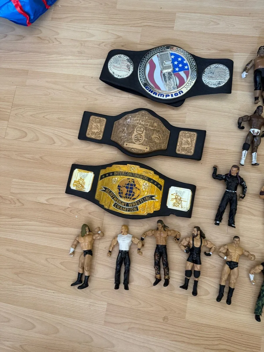 Wwe wwf wrestling wrestlers bundle and belts - Image 4