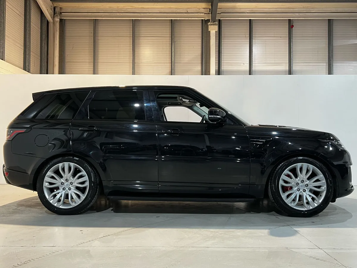 212 Land Rover Range Rover Sport P400E HSE Dyn - Image 3